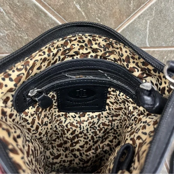 Vintage ILI New York Black Leather Crossbody Bag - Picture 4 of 11